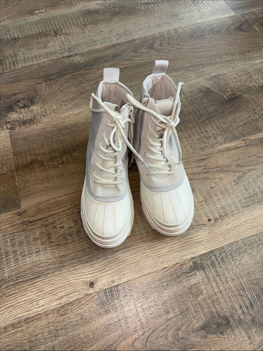 Zara Cream Lace-Up High-Top Boots